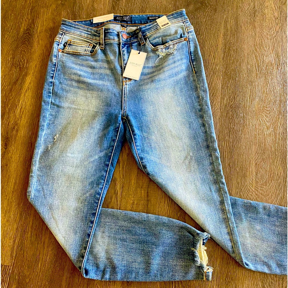 🔥NWT Judy Blue Jeans Size 9/29🔥